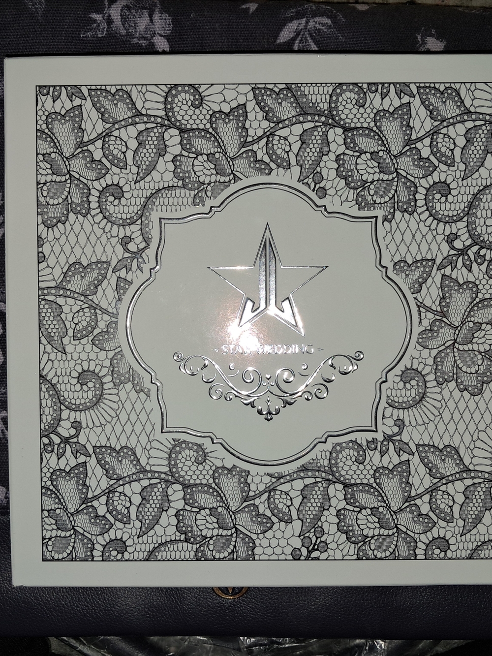 Jeffree Star Star Wedding Palette - Picture 2 of 11